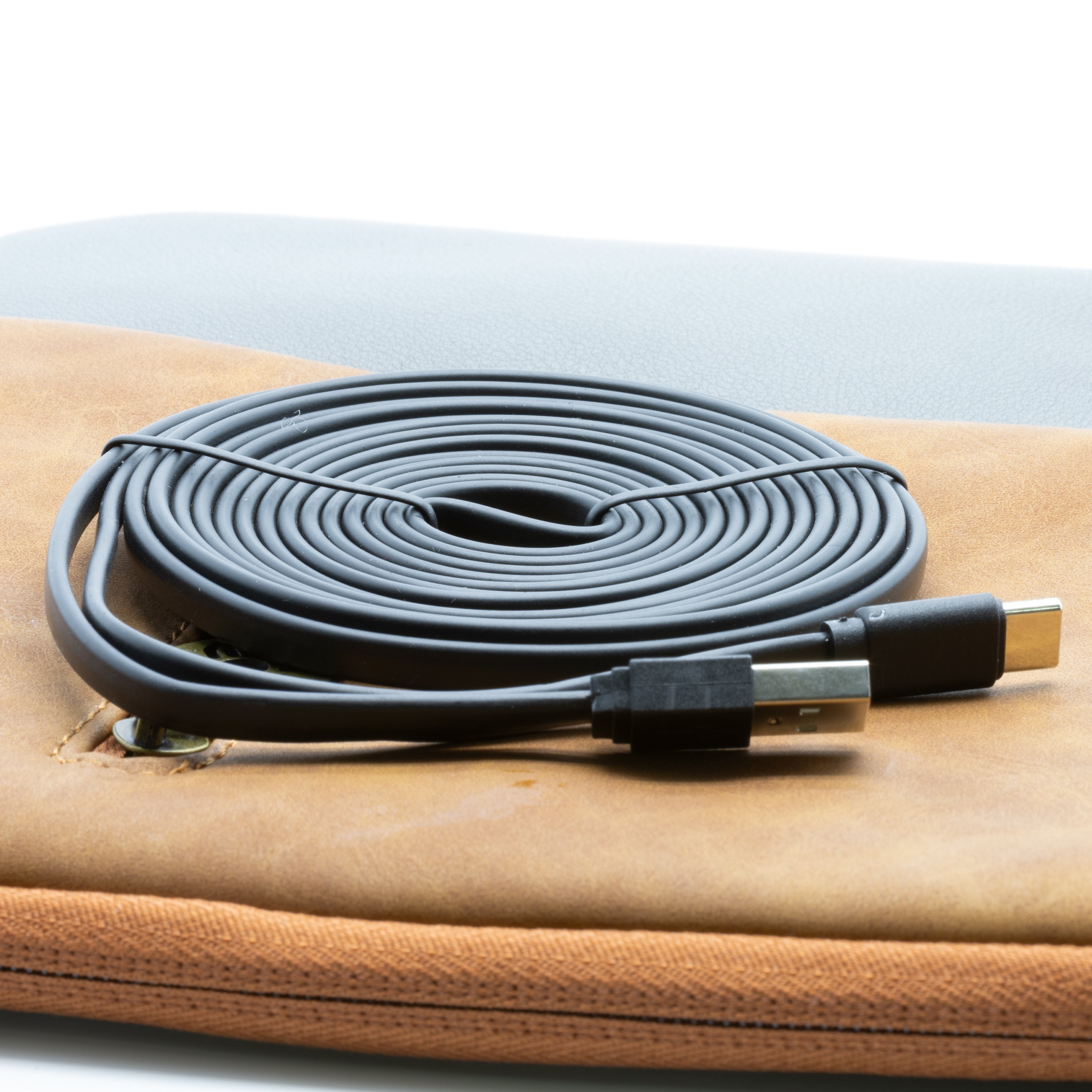 Type-C to USB SynCharge Cable